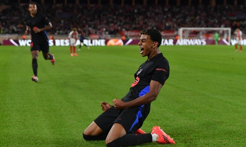 在他执教伯 在他执教伯