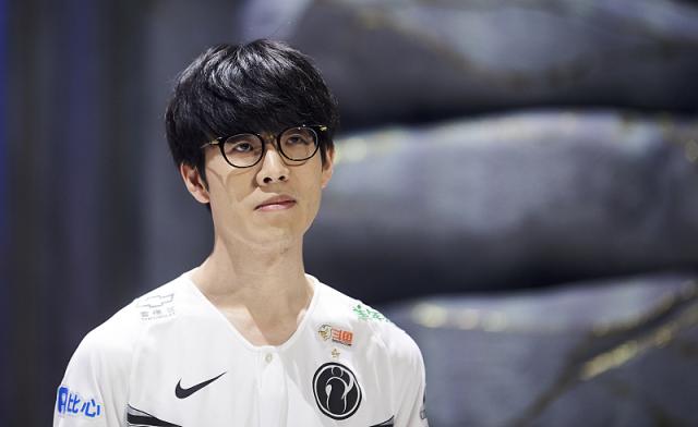 表现则更多 表现则更多