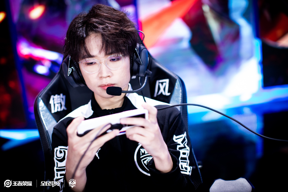 乒乓球——WTT重庆冠军赛：蒯曼晋级.