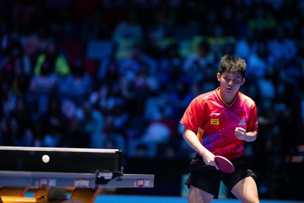 力与团结精 力与团结精