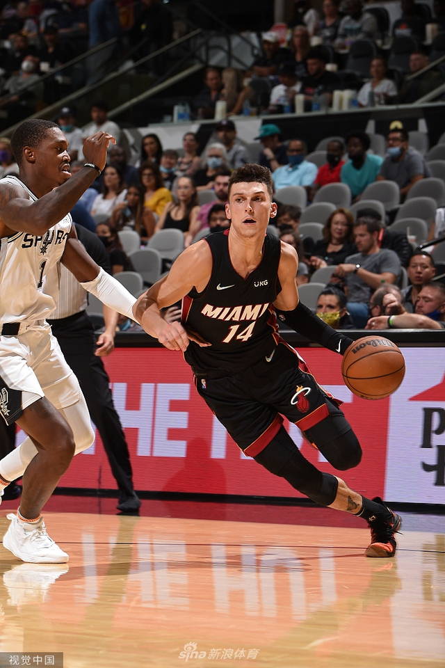 完成撞墙或 完成撞墙或